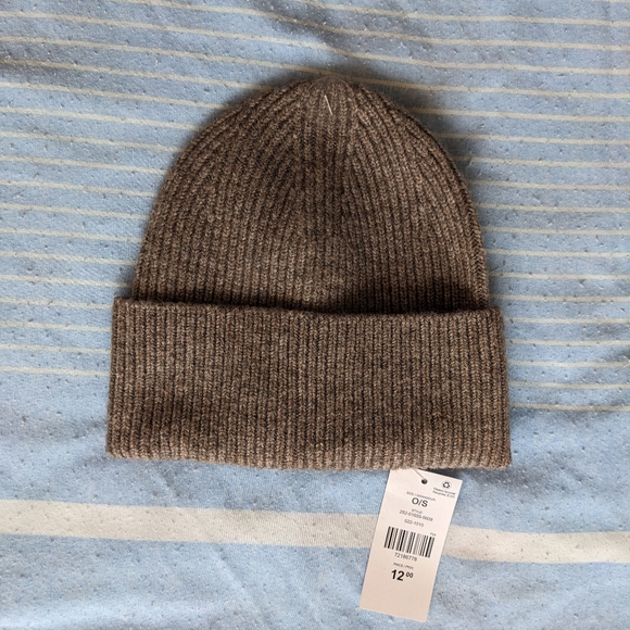 Suzy Shier Accessories - Suzy Shier  Brown Knit Beanie